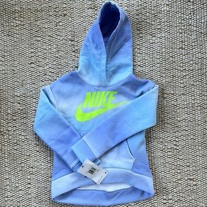 NEW w/tags Girls Nike Hoodie Sweatshirt